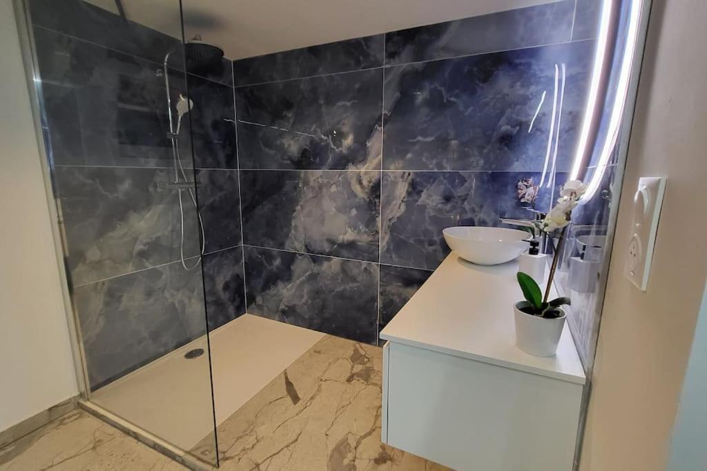 A O G Prestige Relax Max Spa Sauna Algolsheim Bagian luar foto